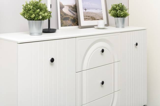 Два широких комода Валенсия и четыре навесных полки цвет белый шагрень