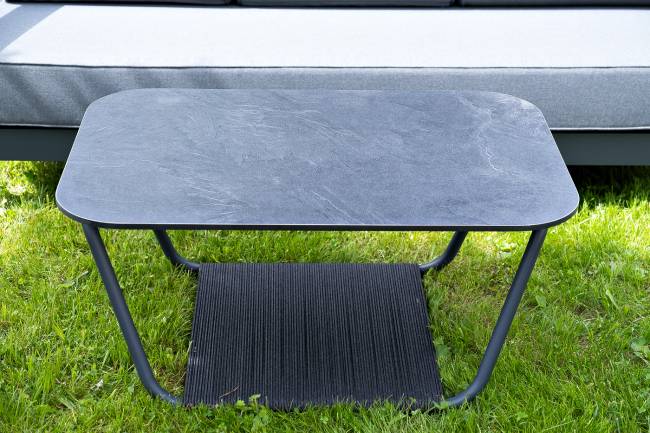 "Гранада" лаунж-зона из алюминия со столиком из HPL