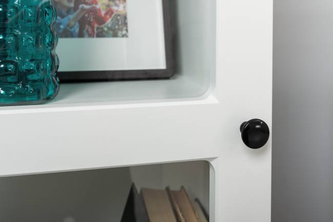 Пенал-витрина в гостиную Остин 16.394.03 цвет белый шагрень/дуб крафт золотой Пенал-витрина в гостиную Остин 16.394.03 цвет белый шагрень/дуб крафт золотой