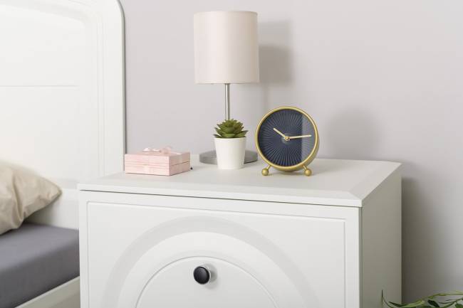 Комод Валенсия с кроватью 1600 и прикроватной тумбочкой цвет белый шагрень Комод Валенсия с кроватью 1600 и прикроватной тумбочкой цвет белый шагрень