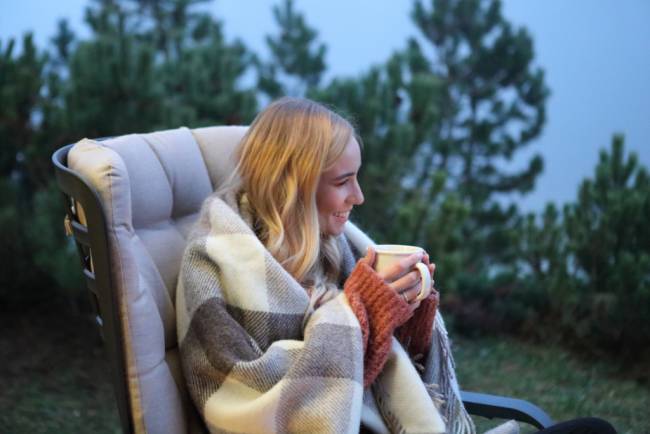 Кресло-качалка пластиковое с подушкой Folio антрацит, бежевый 720х810-925х1190-1125 мм